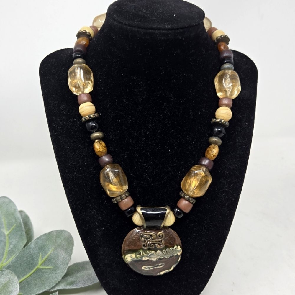 CHICO'S Chunky Beaded Pendant Necklace Earth Tones‎